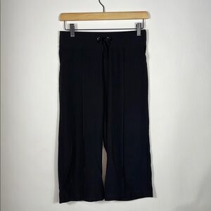 Athletic Works Black Wide-Leg Cropped Pants